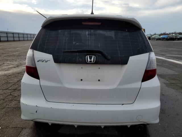 JHMGE8H48AC030190 - 2010 HONDA FIT SPORT WHITE photo 6