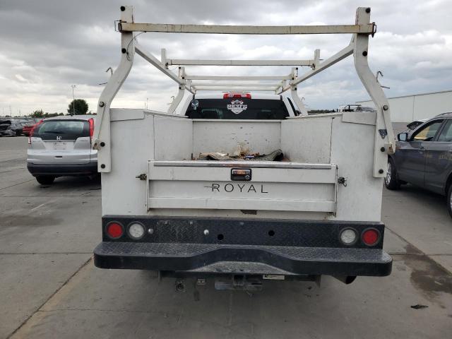 2GB2CREG2K1222254 - 2019 CHEVROLET SILVERADO C2500 HEAVY DUTY WHITE photo 6