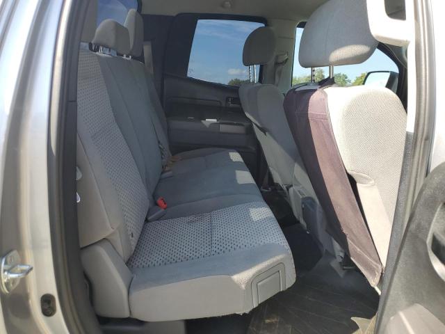 5TFRM5F17CX044727 - 2012 TOYOTA TUNDRA DOUBLE CAB SR5 GRAY photo 10