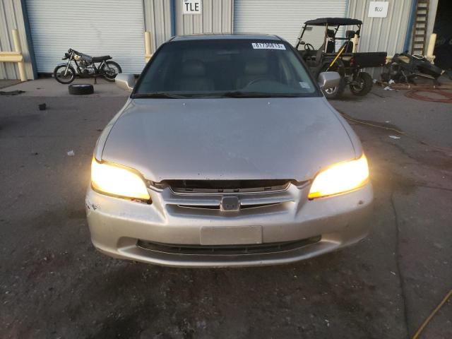 1HGCG1657YA020898 - 2000 HONDA ACCORD EX GOLD photo 5