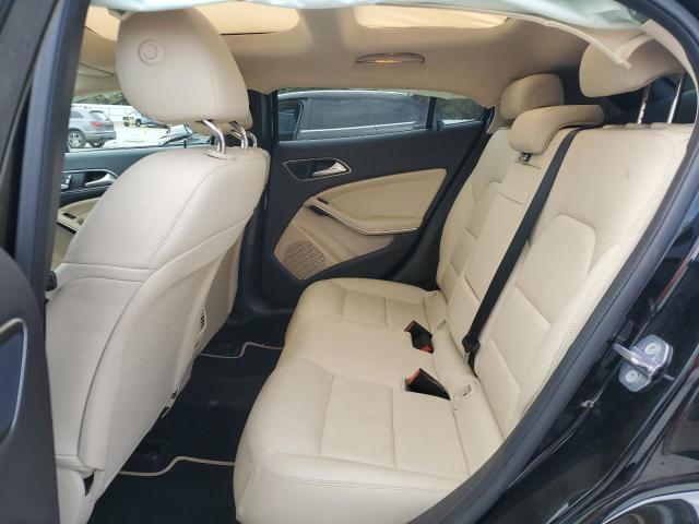 WDCTG4EB0KJ571800 - 2019 MERCEDES-BENZ GLA 250 黑色 照片 11