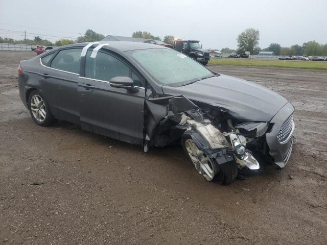 3FA6P0H7XGR310597 - 2016 FORD FUSION SE 灰色 照片 4