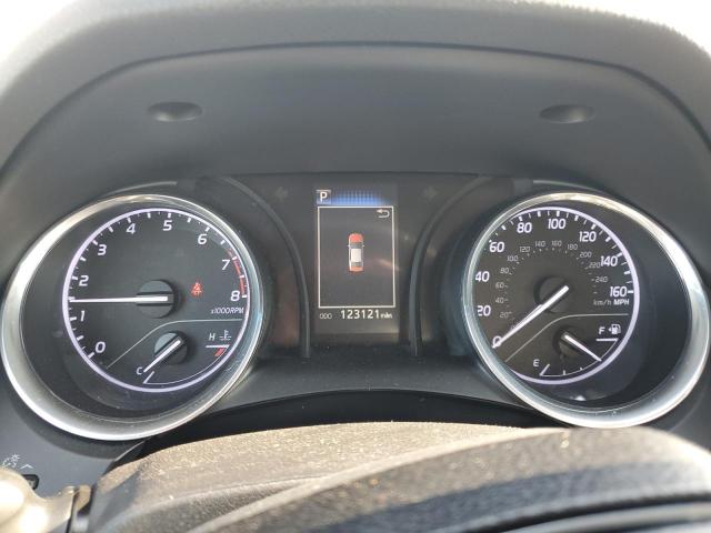 4T1B11HK3JU132452 - 2018 TOYOTA CAMRY L თეთრი ფოტო 9