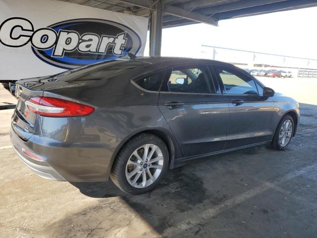 3FA6P0LU4LR236066 - 2020 FORD FUSION SE GRAY photo 3