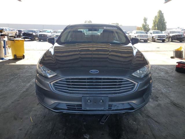 3FA6P0LU4LR236066 - 2020 FORD FUSION SE GRAY photo 5