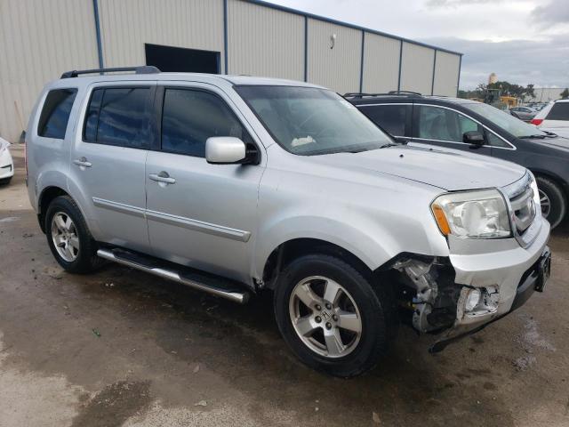 5FNYF3H4XBB044506 - 2011 HONDA PILOT EX SILVER photo 4