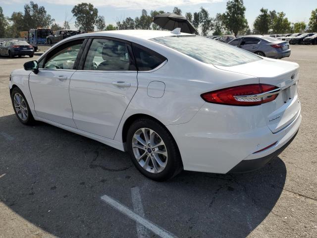 3FA6P0HD3KR271494 - 2019 FORD FUSION SE Weiß Foto 2