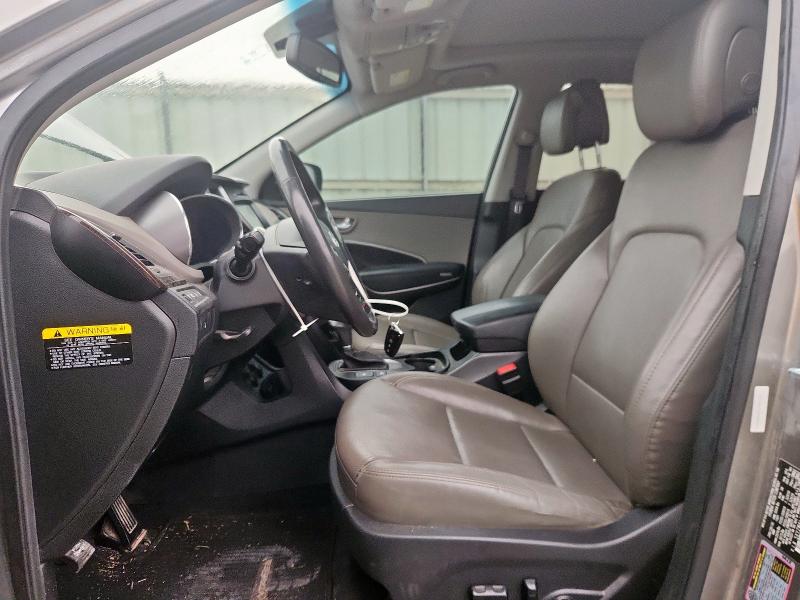 5XYZW4LA7HG388416 - 2017 HYUNDAI SANTA FE S GRAY photo 7