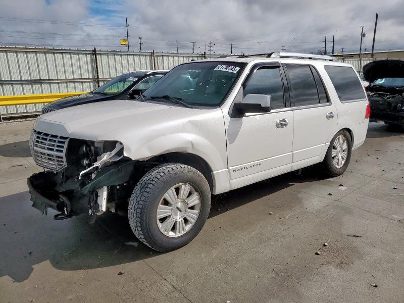 2011 LINCOLN NAVIGATOR, 