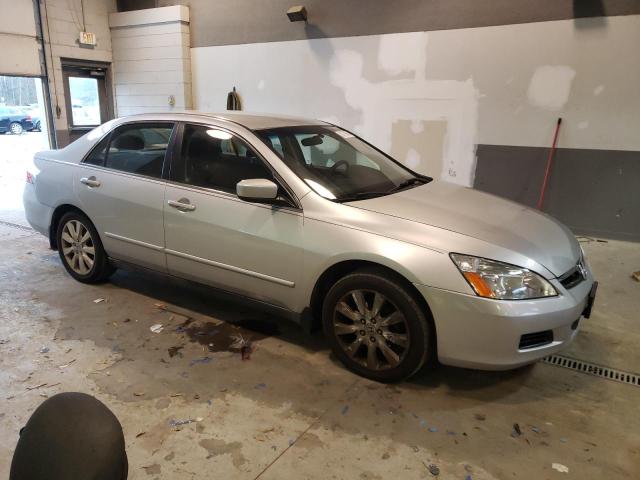 1HGCM66427A044862 - 2007 HONDA ACCORD SE SILVER photo 4