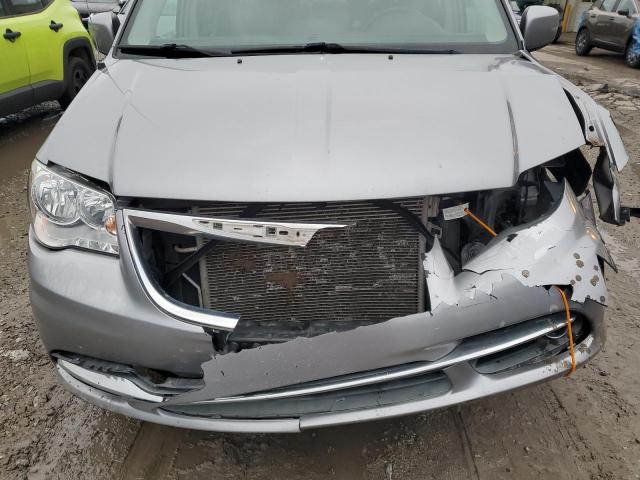 2C4RC1CG9GR118867 - 2016 CHRYSLER TOWN & COU TOURING L SILVER photo 12