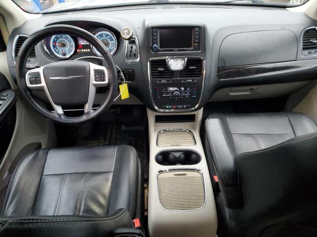 2C4RC1CG9GR118867 - 2016 CHRYSLER TOWN & COU TOURING L SILVER photo 8