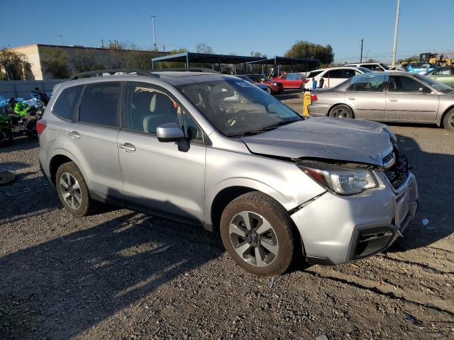 JF2SJAGC5HH441083 - 2017 SUBARU FORESTER 2.5I PREMIUM 银色 照片 4