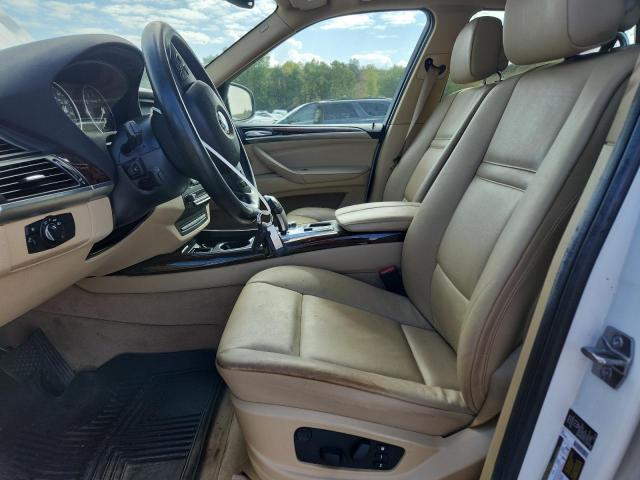 5UXZV4C58D0B11183 - 2013 BMW X5 XDRIVE35I WHITE photo 7