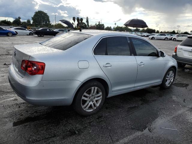 3VWEG71K57M069930 - 2007 VOLKSWAGEN JETTA WOLFSBURG SILVER photo 3