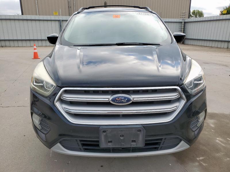 1FMCU9G96HUC17613 - 2017 FORD ESCAPE SE 黑色 照片 5