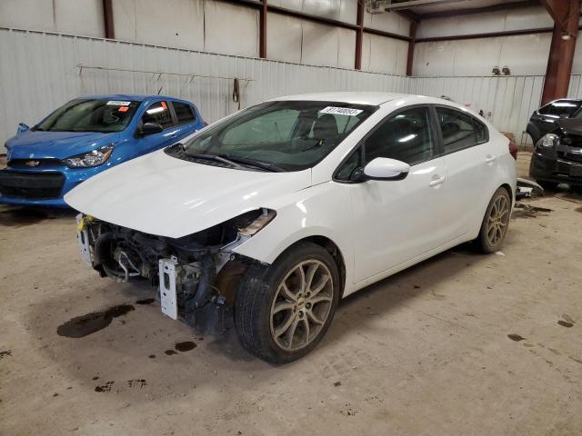 3KPFK4A76JE218783 - 2018 KIA FORTE LX WHITE photo 1