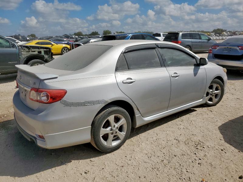 2T1BU4EE1BC651624 - 2011 TOYOTA COROLLA BASE Gümüş foto 3