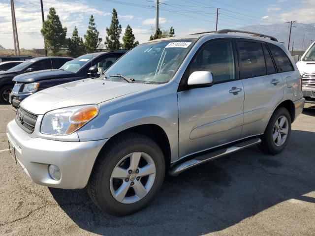 2004 TOYOTA RAV4, 
