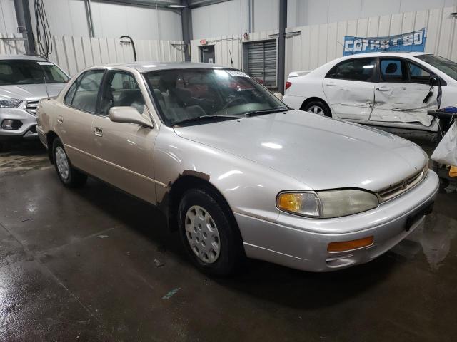 4T1BG12K3TU823524 - 1996 TOYOTA CAMRY DX SILVER photo 4