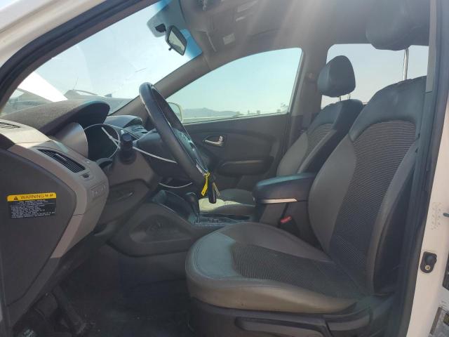 KM8JU3AC3DU760064 - 2013 HYUNDAI TUCSON GLS WHITE photo 7