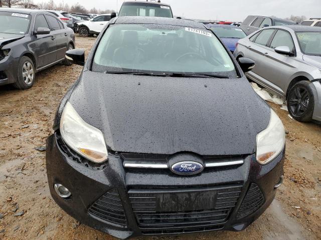 1FADP3F25EL174858 - 2014 FORD FOCUS SE BLACK photo 5