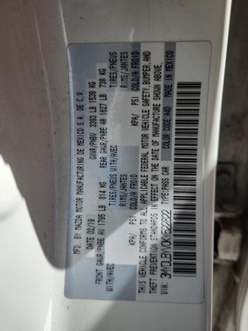 3MYDLBYV0KY522822 - 2019 TOYOTA YARIS L WHITE photo 12