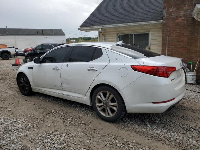 5XXGN4A77CG026469 - 2012 KIA OPTIMA EX WHITE photo 2