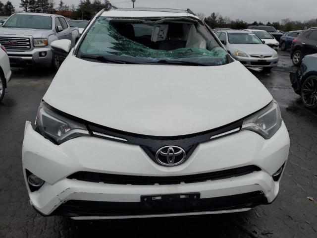 2T3WFREV6GW254853 - 2016 TOYOTA RAV4 XLE WHITE photo 5