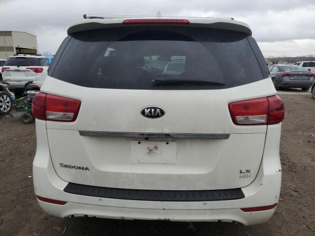 KNDMB5C1XG6185498 - 2016 KIA SEDONA LX WHITE photo 6