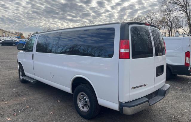 1GAZGPFGXK1236869 - 2019 CHEVROLET EXPRESS G3 LT WHITE photo 3