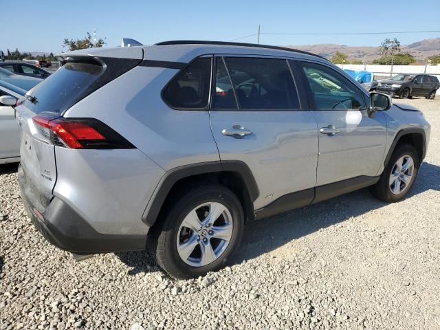 JTMM6RFV2LD002496 - 2020 TOYOTA RAV4 LE Gümüş foto 3