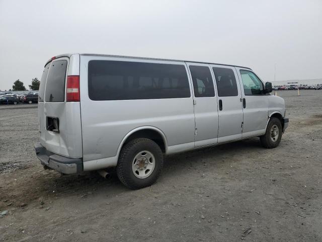 1GAZGPFG0H1304900 - 2017 CHEVROLET EXPRESS G3 LT Білий фото 3