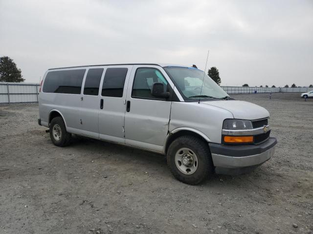 1GAZGPFG0H1304900 - 2017 CHEVROLET EXPRESS G3 LT Білий фото 4