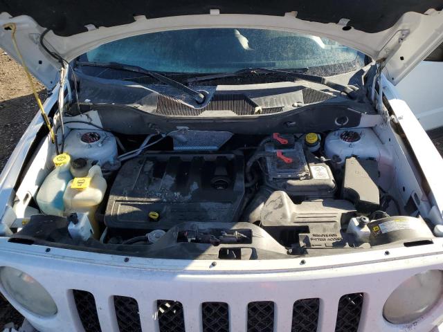 1C4NJPFB9CD605815 - 2012 JEEP PATRIOT LATITUDE WHITE photo 12