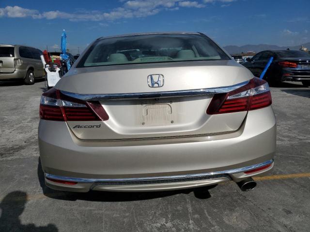 1HGCR2F37HA037280 - 2017 HONDA ACCORD LX 金色 照片 6