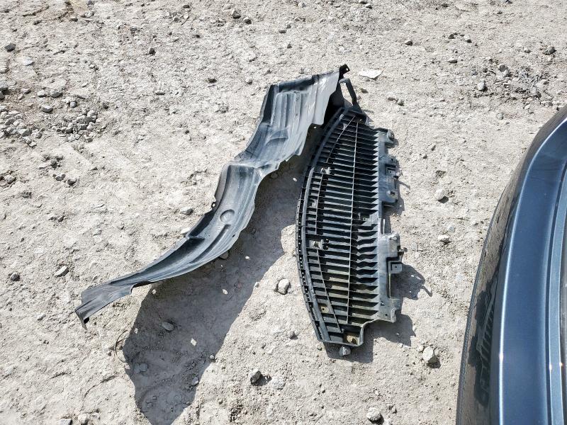 5YFBURHE0GP448613 - 2016 TOYOTA COROLLA L BLUE photo 12