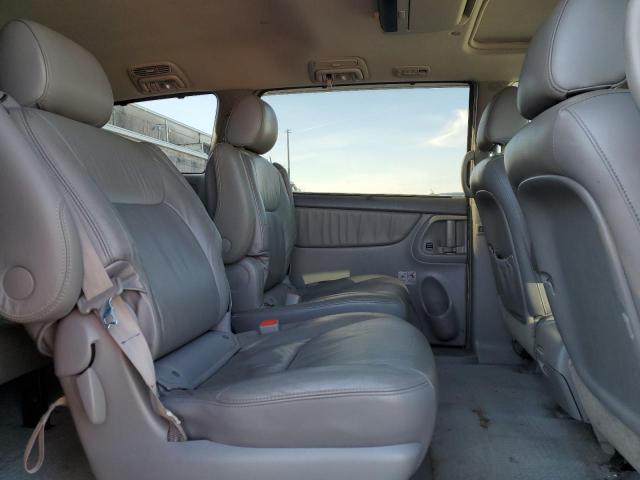 5TDBK22CX8S010937 - 2008 TOYOTA SIENNA XLE SILVER photo 11