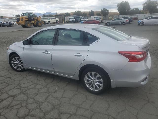 3N1AB7AP5KY225061 - 2019 NISSAN SENTRA S Srebrny zdjęcie 2