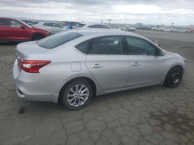 3N1AB7AP5KY225061 - 2019 NISSAN SENTRA S Srebrny zdjęcie 3