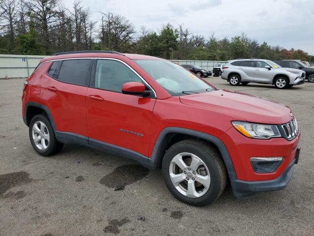 3C4NJDBB0KT818391 - 2019 JEEP COMPASS LATITUDE أحمر صورة 4