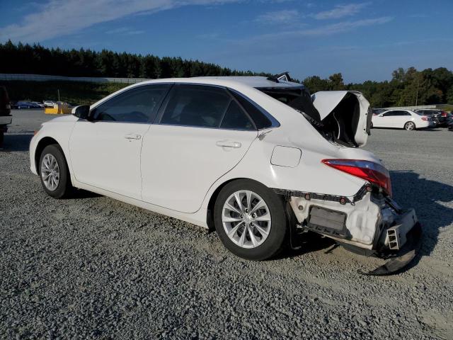 4T1BF1FKXHU271170 - 2017 TOYOTA CAMRY LE 白色 照片 2