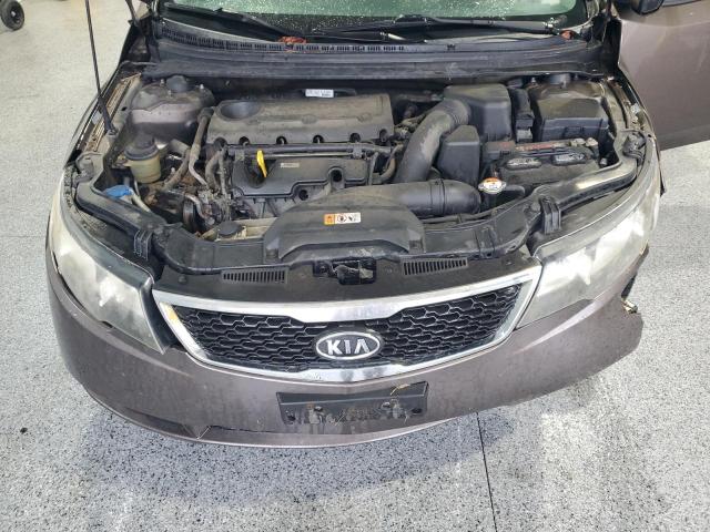 KNAFU4A29D5647377 - 2013 KIA FORTE EX BROWN photo 11