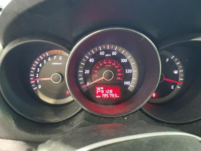 KNAFU4A29D5647377 - 2013 KIA FORTE EX BROWN photo 9