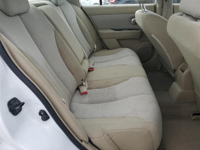 3N1BC11E89L394494 - 2009 NISSAN VERSA S WHITE photo 10