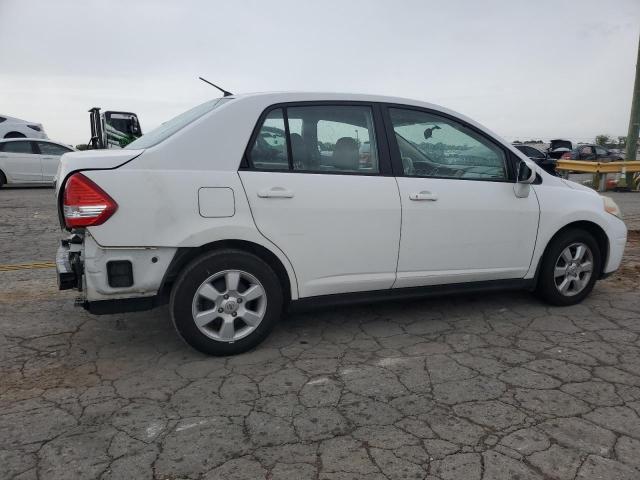3N1BC11E89L394494 - 2009 NISSAN VERSA S WHITE photo 3
