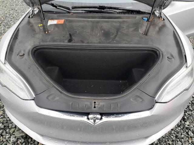5YJSA1E20JF267681 - 2018 TESLA MODEL S Gümüş foto 11