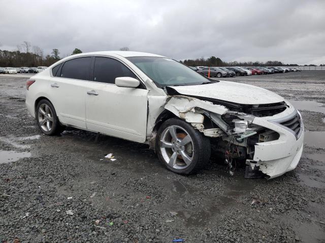 1N4AL3AP9FN909753 - 2015 NISSAN ALTIMA 2.5 WHITE photo 4