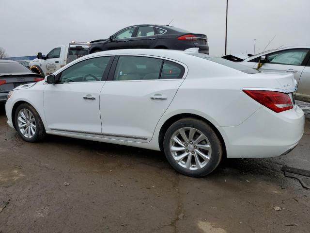 1G4GB5G3XFF140743 - 2015 BUICK LACROSSE WHITE photo 2