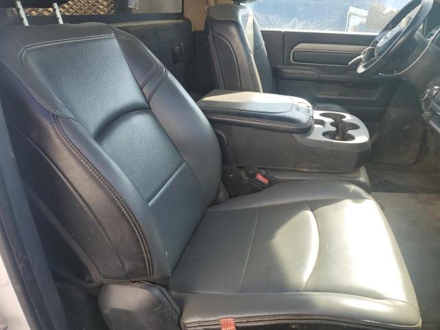 3C7WRSBJ2KG651987 - 2019 RAM 3500 Biały zdjęcie 11